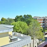 Spacious Flat With Fireplace Terrace Lejlighed *
