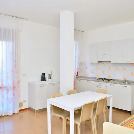 Appartement Spacious Flat With Fireplace Terrace *