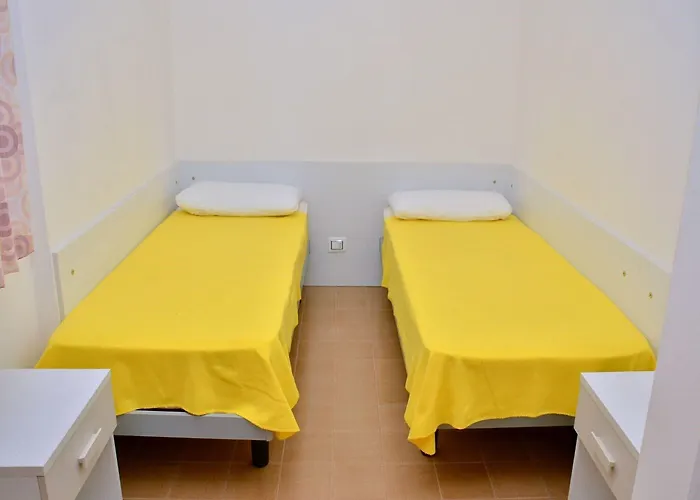 アパート Spacious Flat With Fireplace Terrace *